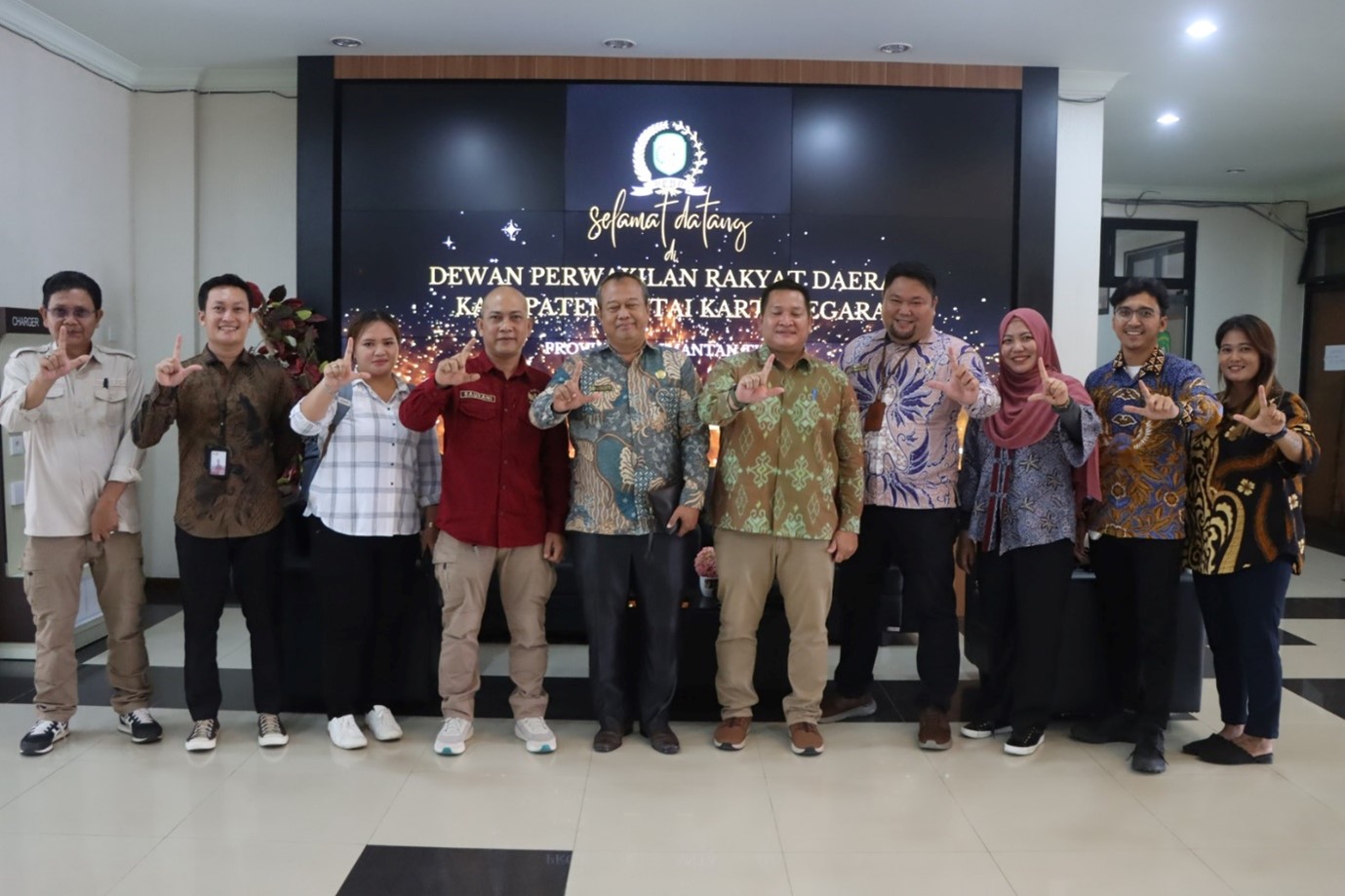 Kunjungan Kerja Pengelola JDIH Mahakam Ulu ke JDIH DPRD Kutai Kartanegara