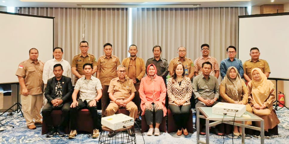 PANSUS DPRD KUKAR AUDIENSI DAN SINGKRONISASI RAPERDA TENTANG GRAND DESIGN PEMBANGUNAN KEPENDUDUKAN KUTAI KARTANEGARA