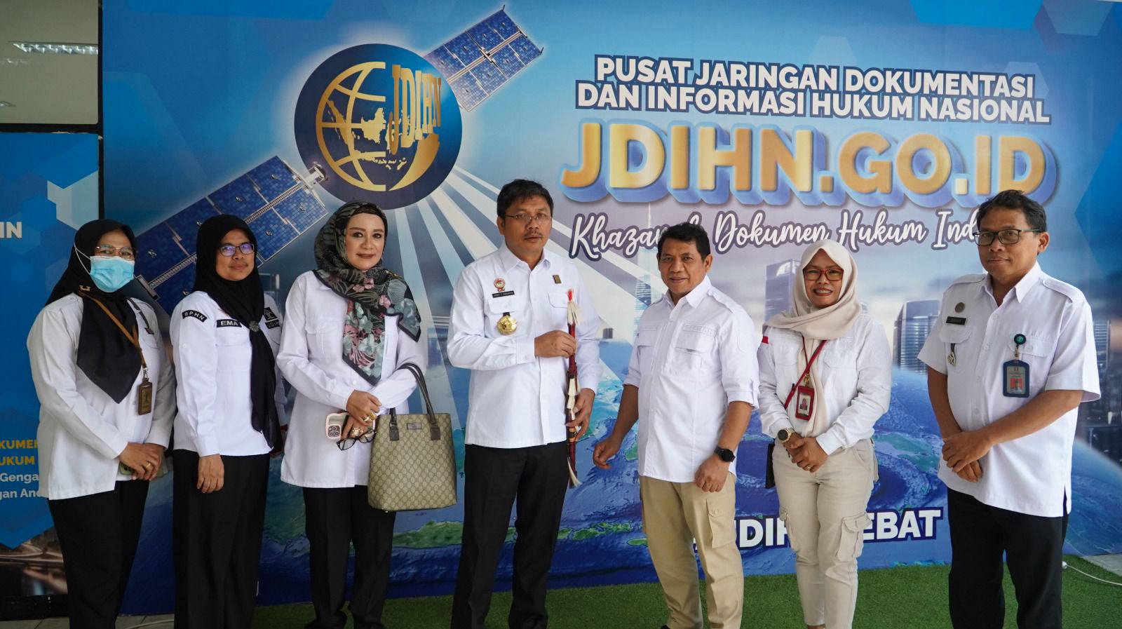 Tim Pengelola JDIH DPRD Kutai Kartanegara Lakukan Konsultasi ke Pusat JDIH Nasional BPHN RI untuk Tingkatkan Pengelolaan Sistem